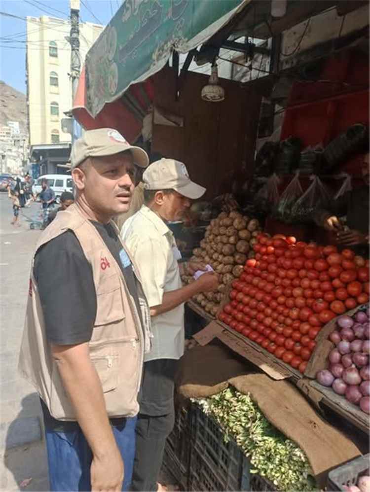 الصناعة والتجارة بالتواهي تواصل حملاتها الرقابية لضبط الأسعار وحماية المستهلك