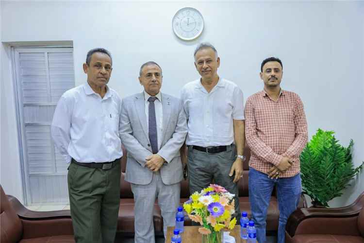 الجاوي يلتقي رئيس جامعة عدن لبحث عدد من الجوانب المشتركة