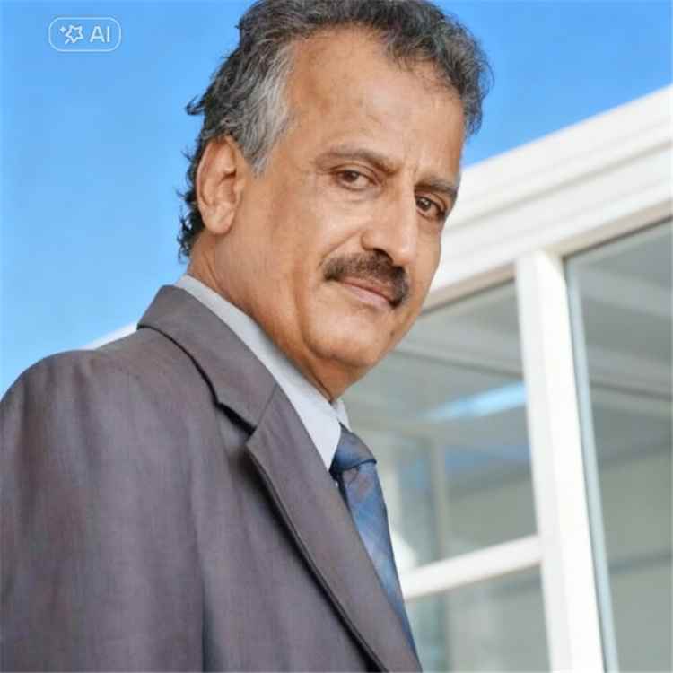 باهرمز: المشاريع السياسية الوهمية تتهاوى.. وخدمة المواطن هي المشروع الأبقى