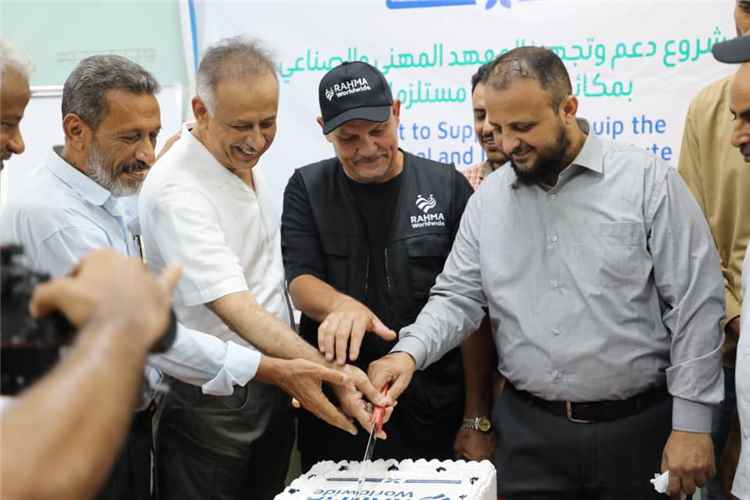 افتتاحيّة واعدة لقسم الخياطة بالمعهد المهني بالمنصورة بدعم "رحمة حول العالم"