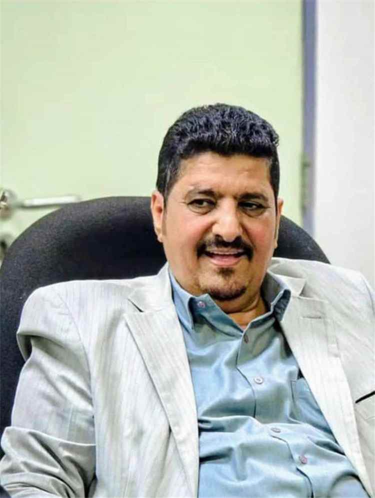 الإعلامي فلاح المانعي يهنئ الأستاذ عبدالرقيب العمري بتعيينه وكيلاً عاماً لهيئة الطيران المدني والأرصاد