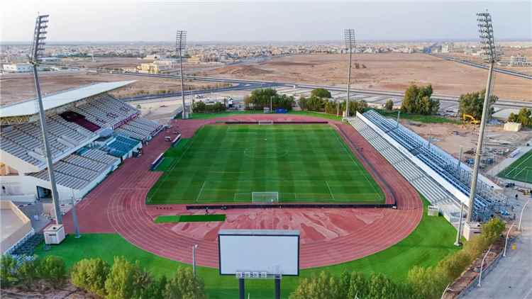مصادر: أعمال التطوير للمدرجات المقابلة للمنصة مستمرة في مواجهة الفيحاء و الهلال