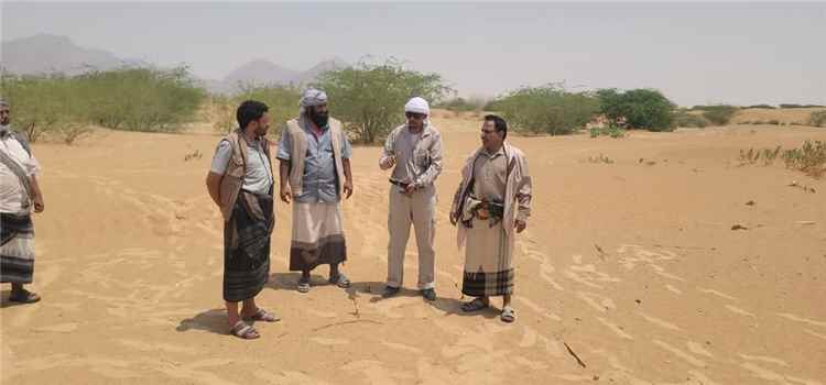 مدير عام مديرية عين يسلّم موقع مشروع إنشاء مدرسة أروى للبنات بمنطقة جعدر للجهة المنفذة