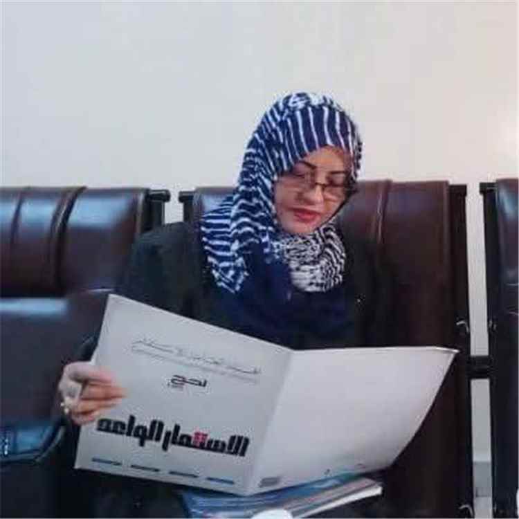 ميرفت سلامي تدعو عمال ونقابات عدن للالتفاف حول الاتحاد وتحذر من محاولات تسييس العمل النقابي