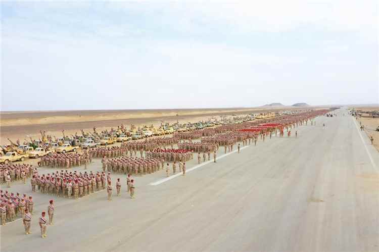 الجيش يوحّد جبهاته.. التفاف شعبي متصاعد نحو استعادة صنعاء