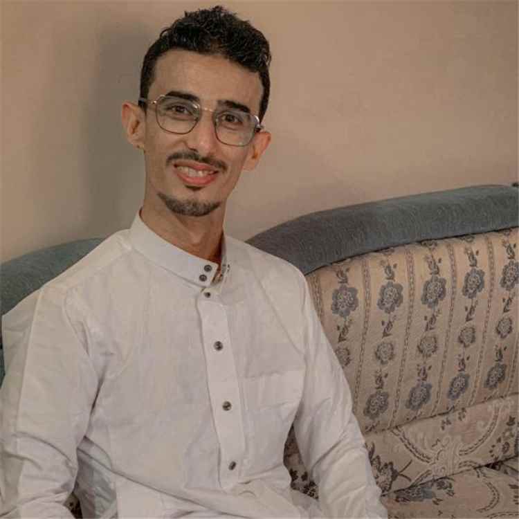 الربيزي: قرارات الحكومة برفع سعر الدولار الجمركي فاقمت أزمة المواطنين