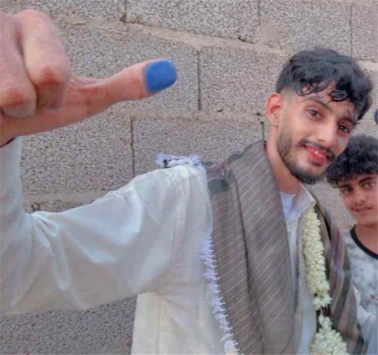 مزاح بالسلاح ينتهي بمأساة.. مقتل شاب برصاصة في كريتر بعدن
