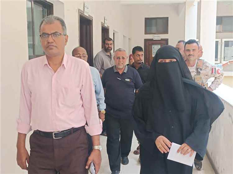مدير عام المعلا يتفقد معهد أمين ناشر للعلوم الصحية ويطلع على الاستعدادات للعام الدراسي الجديد