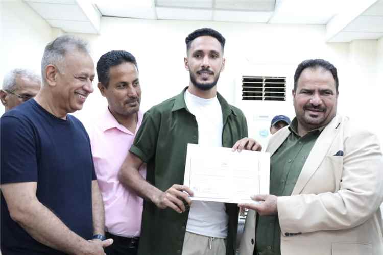 الجاوي والحريري يختتمان دورة تدريبية ويدشنان أخرى في مجالات التسويق والسلامة المهنية