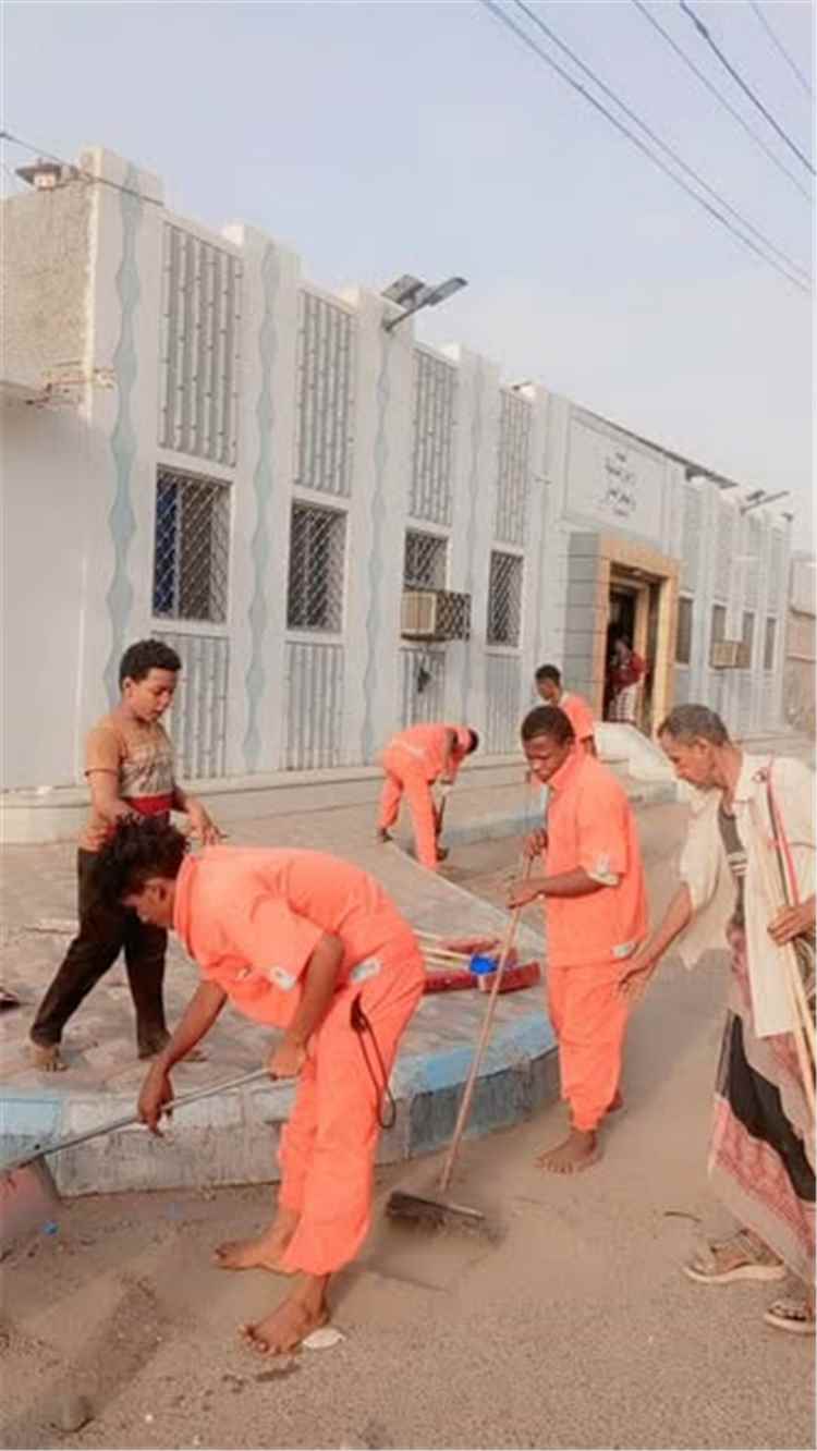 استمرار حملة النظافة الشاملة بالمنصورة لليوم الثاني على التوالي