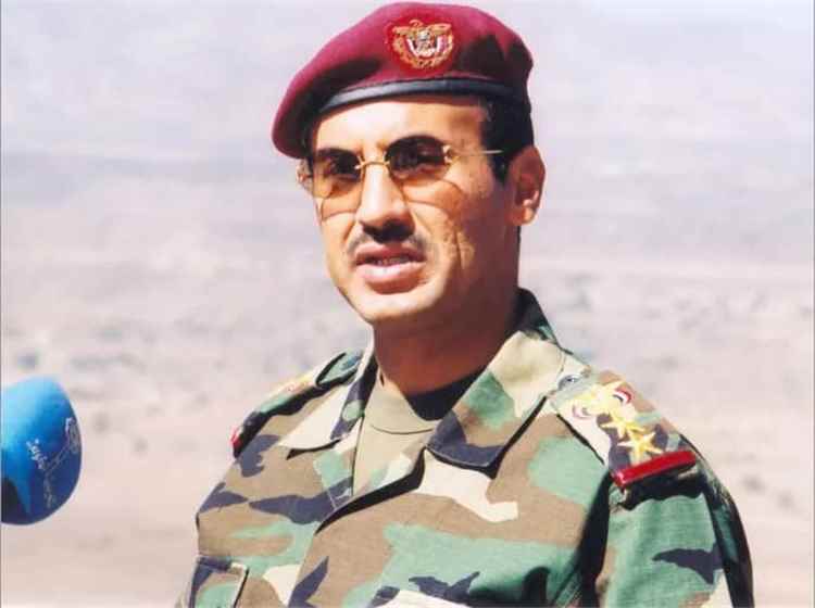 إعلامي: أحمد علي لا يزال الورقة الأقوى لاستعادة الدولة والجمهورية وخصومه يرتجفون مع كل ظهور له