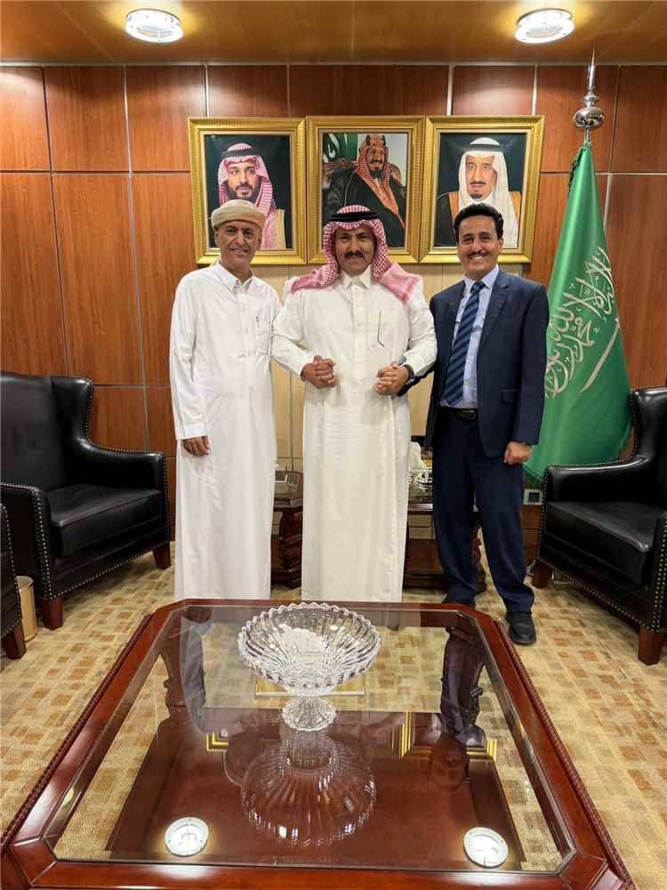الشليلي: ما سمعناه من السفير آل جابر يبعث على التفاؤل ويؤكد ثبات الموقف السعودي تجاه اليمن
