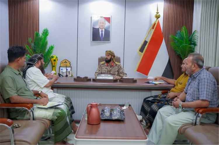 محافظ أبين يشدد على تقديم خدمات صحية ذات جودة عالية