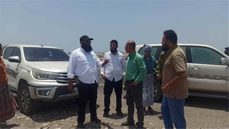 الشرمي وعرب والشدادي بنفذان نزول ميداني لمعاينة انشأ محطة طاقة شمسية شرق زنجبار بتموبل سعودي