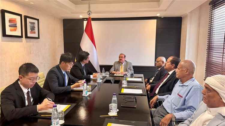 رئيس البرلمان: إنهاء انقلاب الحوثيين هدف لا رجعة عنه.. سلماً أو حرباً