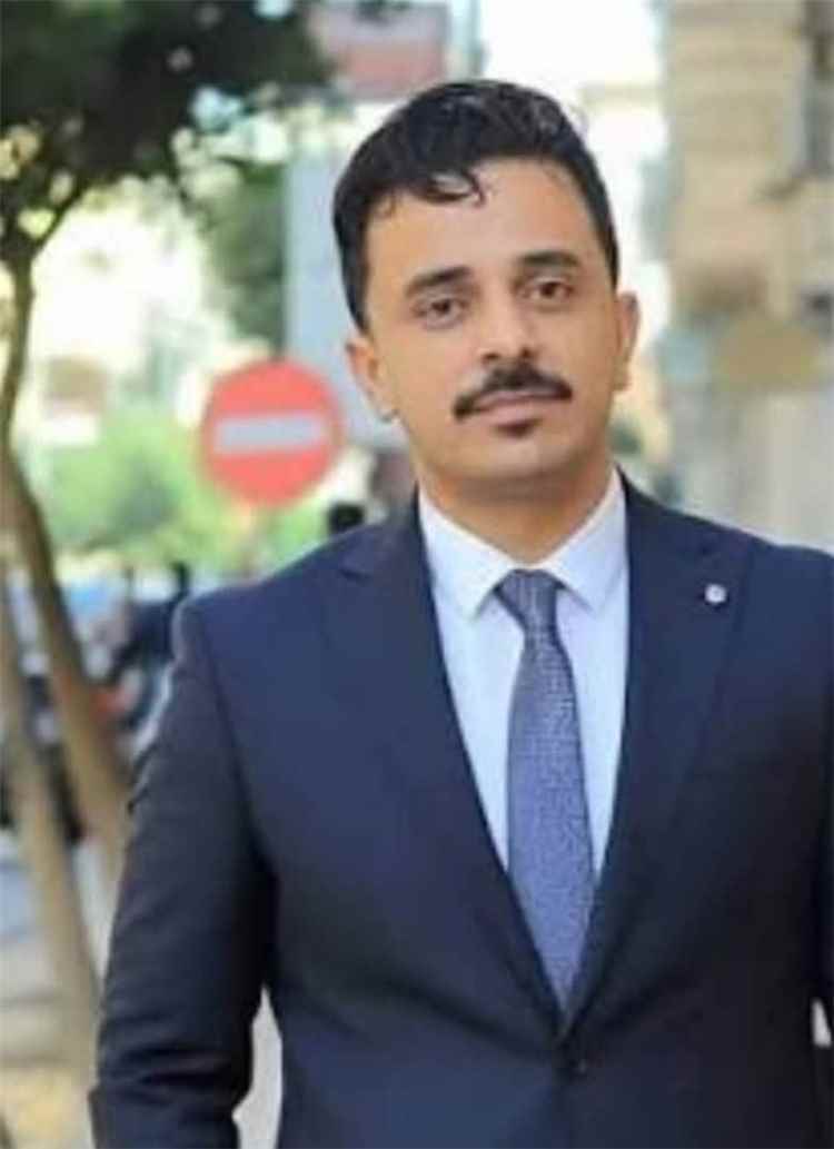 عرفات الضالعي يثمن دعم محافظ عدن لمعسكر المنتخب الوطني الاول لكرة القدم