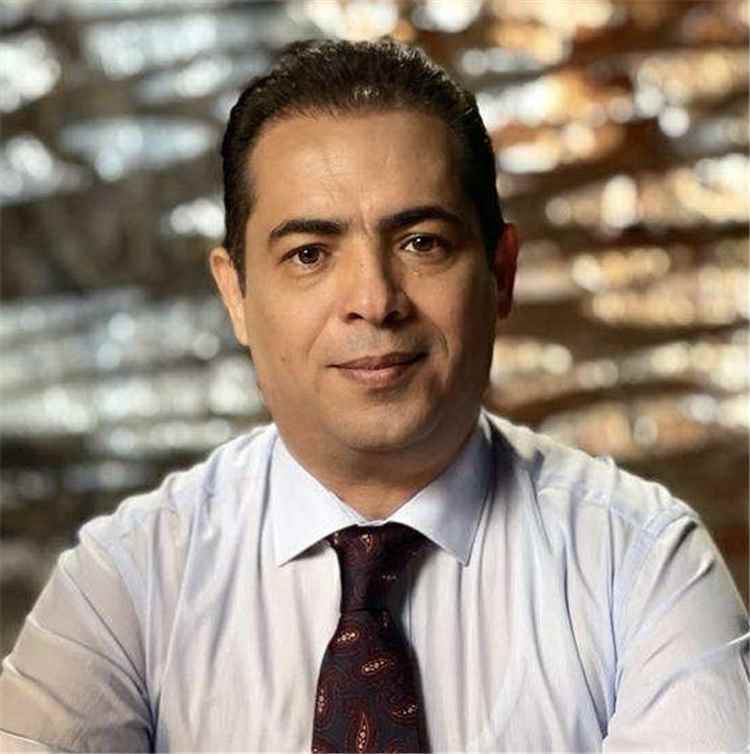 أحمد الزرقة يهاجم الروحاني: تقديم الحوثيين كطرف قابل للتعايش يتجاهل جرائمهم بحق اليمنيين