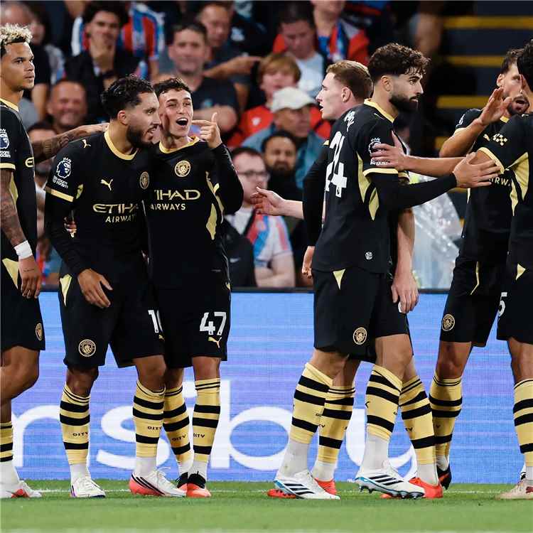 مانشستر سيتي يحقق فوزًا عريضًا على كريستال بالاس في البريميرليج