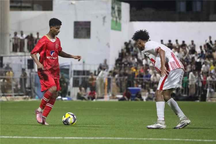 التلال يودع كأس الجمهورية بالخسارة برباعية أمام شعب حضرموت