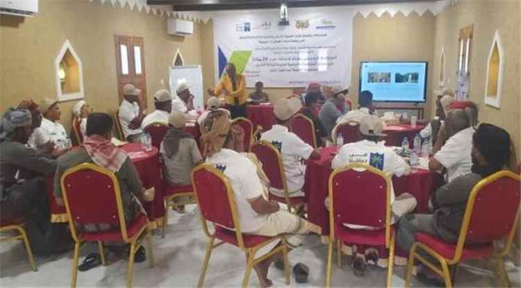 اختتام برنامج تدريبي لتطوير زراعة النخيل في سيئون