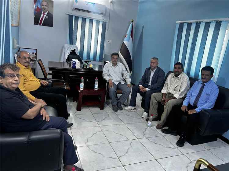 اتفاق بين الخدمات الطبية العسكرية واتحاد الجمعيات الخيرية بعدن لعلاج منتسبي الاتحاد