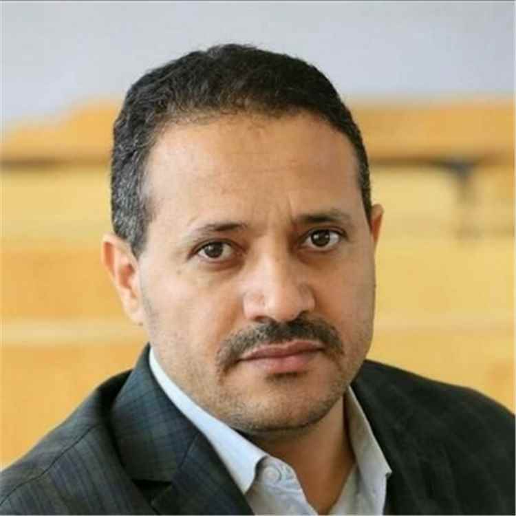 أحمد عايض: لماذا تأخر الحسم العسكري ضد الحوثيين؟.. التحرك الدبلوماسي يكشف الأسباب