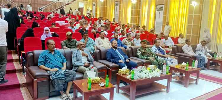 برعاية محافظ عدن.. اليزيدي يدشن مجلس الشؤون التعليمية بالمنصورة