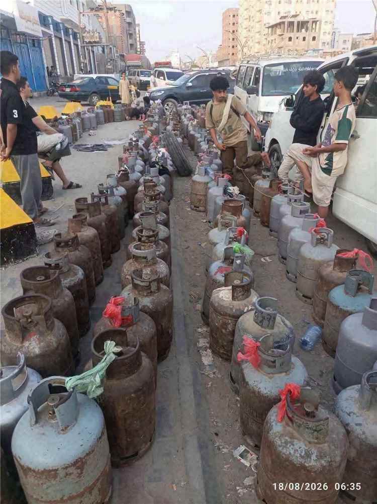 الأحد.. توزيع 7200 أسطوانة غاز منزلي على خمس مديريات في عدن