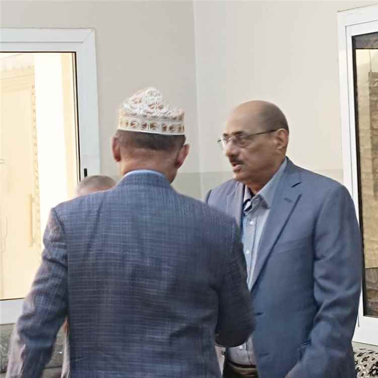 عضو مجلس الشورى أحمد عبد الله المجيدي يستقبل عددًا من القيادات بعد عودته من رحلة علاجية استقبل عضو مجلس الشورى