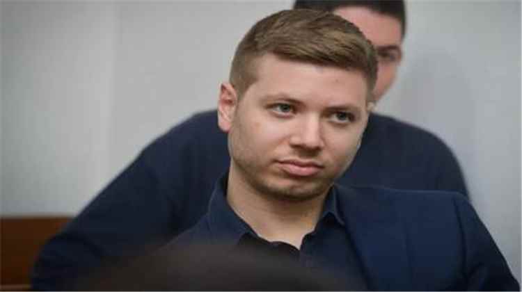 الشاباك يجلي يائير نتنياهو بشكل عاجل بسبب تهديد إيراني