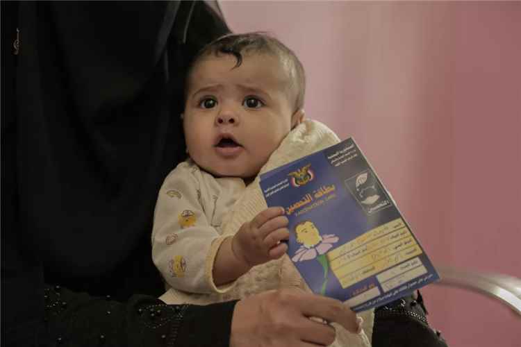 تحذيرات من نقص لقاحات الأطفال في صنعاء