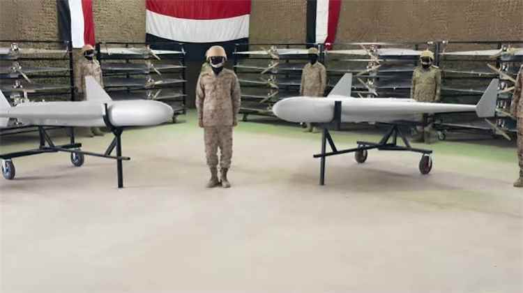 لواء جديد للطيران المسيّر يدخل الخدمة العسكرية ويستهدف مواقع وتجمعات حوثية
