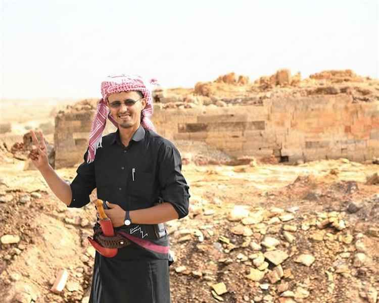 إبراهيم الكازمي: حربنا مع الحوثي يجب أن تتركز على العقيدة والهوية