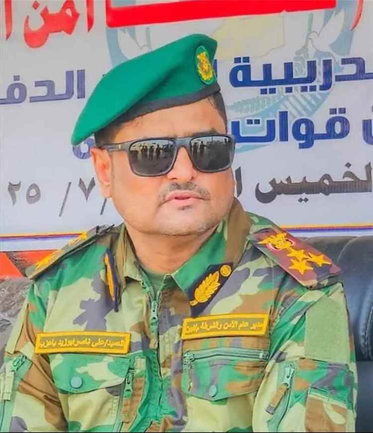 العميد ابومشعل الكازمي يعزي في وفاة الشيخ سعيد عاتق  بن لخجم باعزب