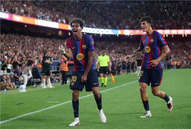 مواصلا انتصاراته العريضة.. برشلونة يتقاسم صدارة الدوري الإسباني مع ريال مدريد باكتساح رايو فاليكانو