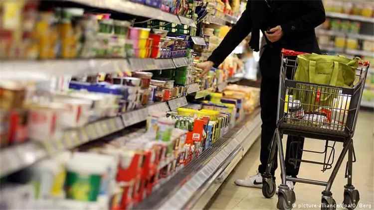 ارتفاع نسبة التضخم إلى 2,9 بالمئة في أغسطس الحالي