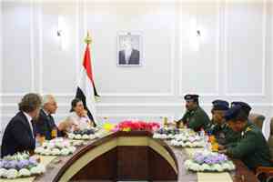 وزارة الداخلية تبحث مع فريق الخبراء التابع للاتحاد الأوروبي أوجه التعاون المشترك