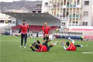 المنتخب الوطني يجري الحصة التدريبية الثانية في معسكره الداخلي بعدن