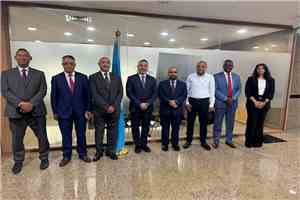 وزير الاتصالات يبحث في القاهرة مع المدير الإقليمي للاتحاد الدولي للاتصالات (ITU) تعزيز التعاون المشترك