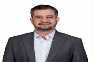 سمير النمري: بدلاً من المواجهة.. هادي دعا للاعتصام والعليمي دعا الحوثيين لتشكيل حزب سياسي