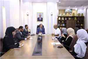 الوزير البكري يودع بعثة منتخبنا الوطني للرماية 