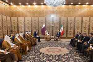 رئيس وزراء قطر يبحث في طهران سبل خفض التصعيد وتفعيل المسار الدبلوماسي