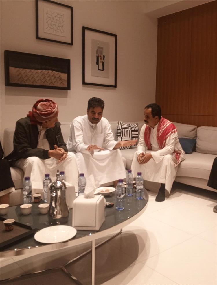 وفد من قيادات حلف كوادر مناطق الواحدي تلتقي العميد الجبواني لمناقشة أهداف وتطلعات الحلف