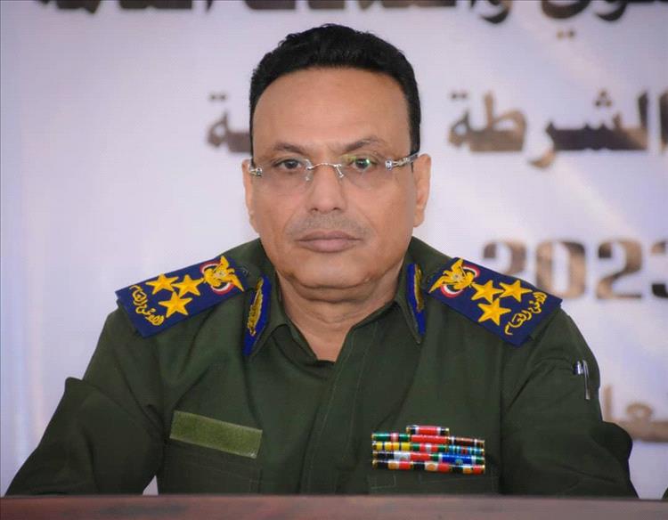 العميد باعش يدين اقتحام صحيفة «عدن الغد» ويعتبره انتهاكا صارخا لحرية الصحافة