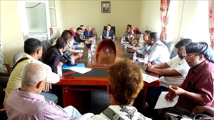 أمين عام محلي أبين يلتقي قيادتي مكتب تنسيق الألغام ومنظمة المساعدات الشعبية النرويجية ويؤكد دعم واستمرارية العمل الإنساني