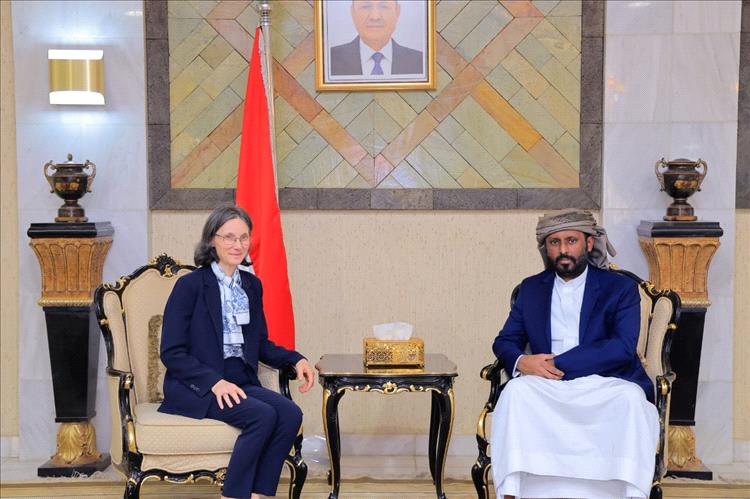 الشيخ بن حبريش يلتقي سفيرة جمهورية فرنسا لدى اليمن