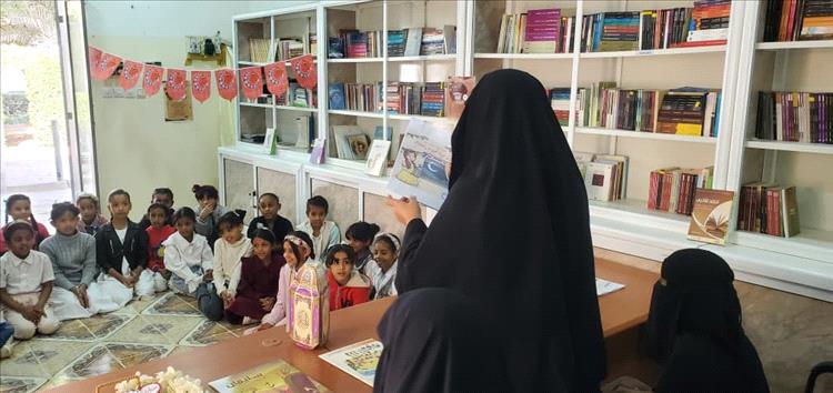 زيارة طالبات الصفوف الصغرى (1-3) لمكتبة مكتب الثقافة بالقطن