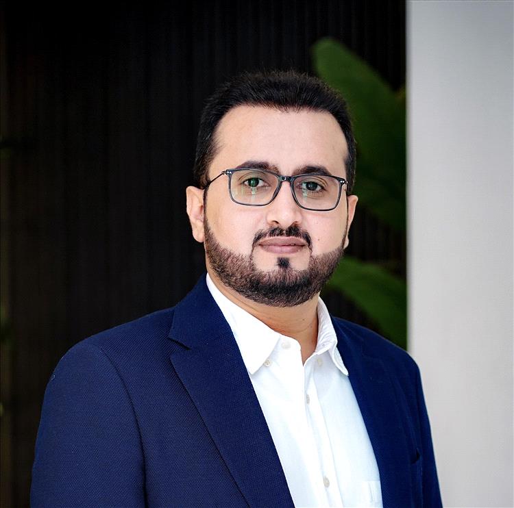 السيرة الذاتية لوزير الخدمة المدنية والتأمينات المُعين حديثا