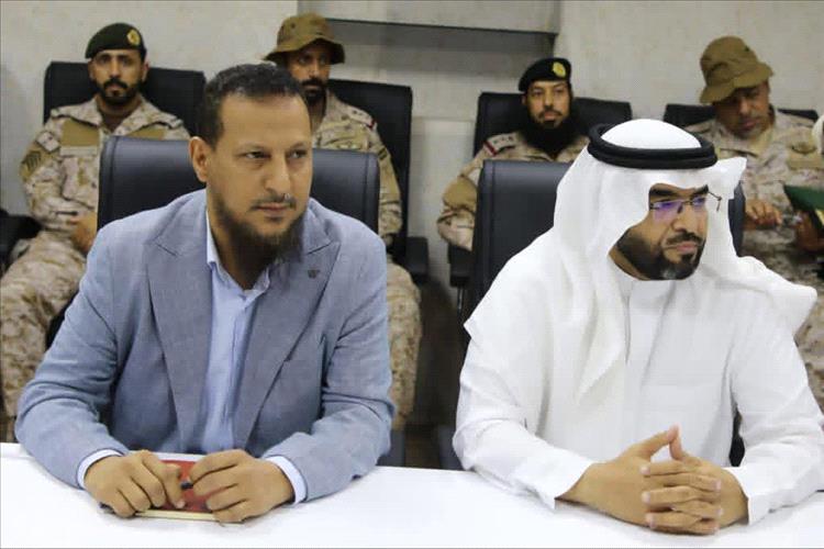 صحافي يوجه رسالة عاجلة إلى محافظ عدن ومستشار التحالف فلاح الشهراني(فيديو)