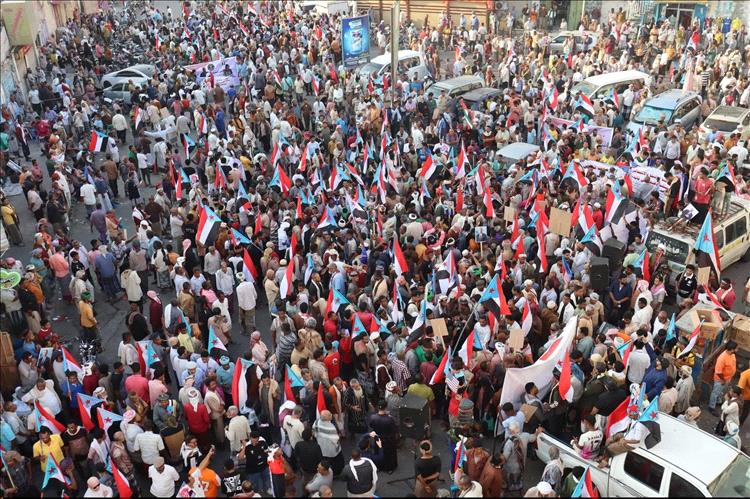 تظاهرات في العاصمة المؤقتة عدن والمكلا تأييداً للقضية الجنوبية